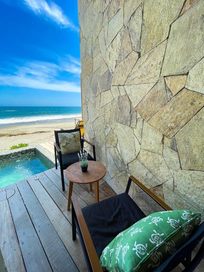 Diem Vichayito Beachfront Eco-Luxury Екстер'єр фото
