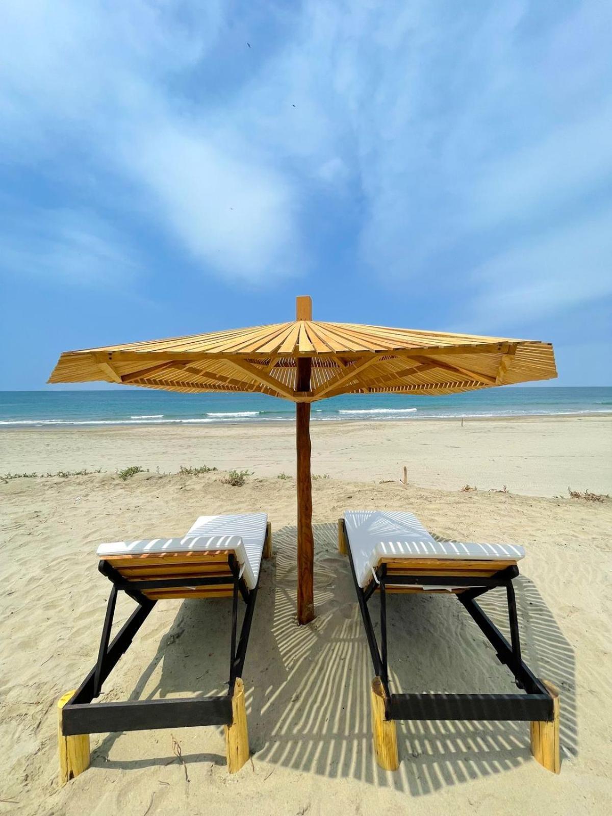 Diem Vichayito Beachfront Eco-Luxury Екстер'єр фото