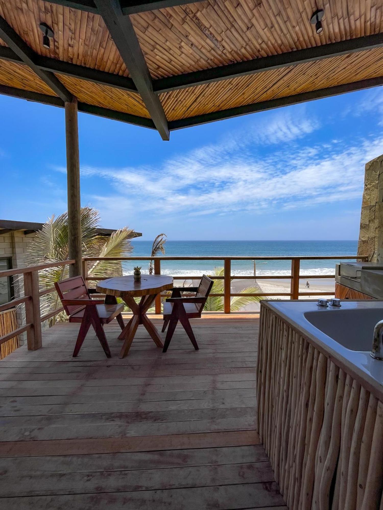 Diem Vichayito Beachfront Eco-Luxury Екстер'єр фото