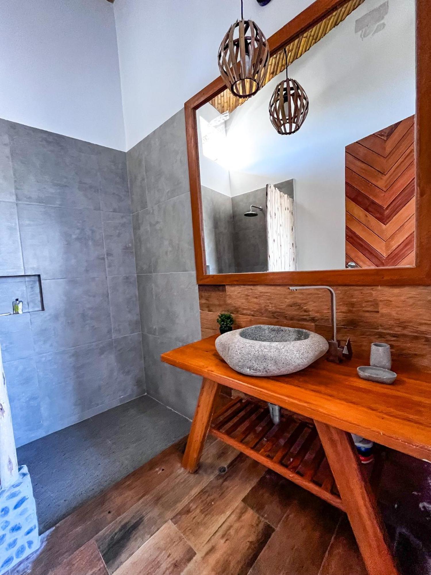 Diem Vichayito Beachfront Eco-Luxury Екстер'єр фото