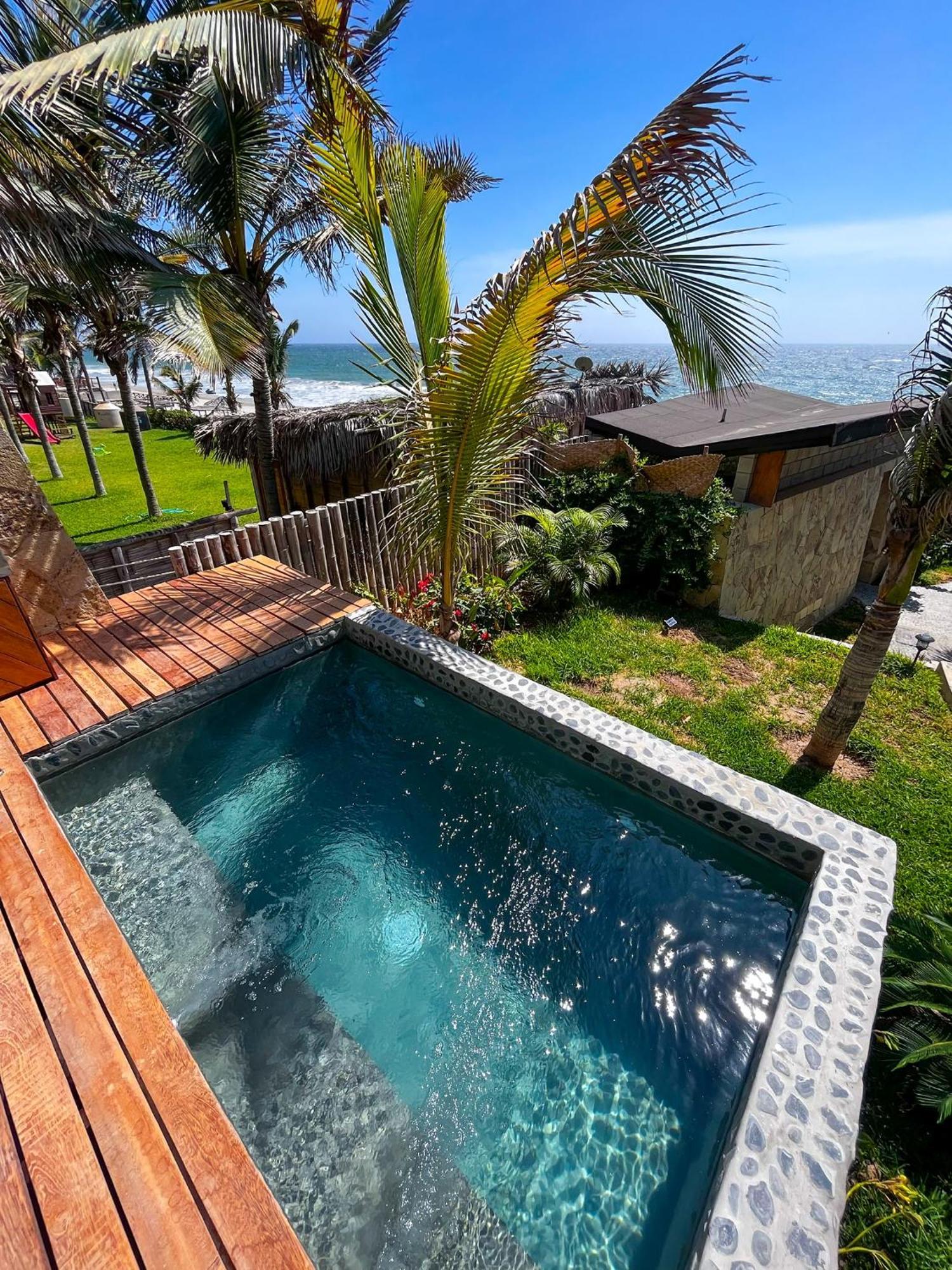 Diem Vichayito Beachfront Eco-Luxury Екстер'єр фото