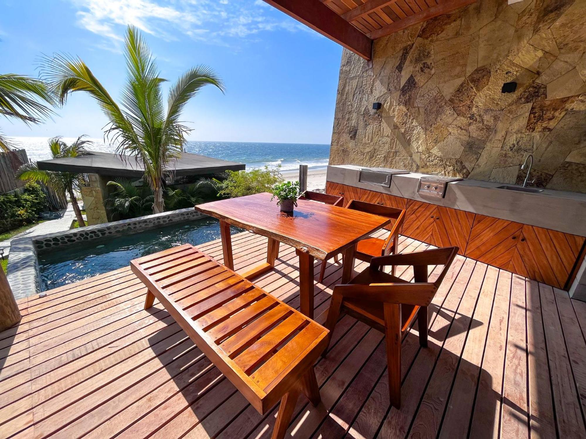 Diem Vichayito Beachfront Eco-Luxury Екстер'єр фото