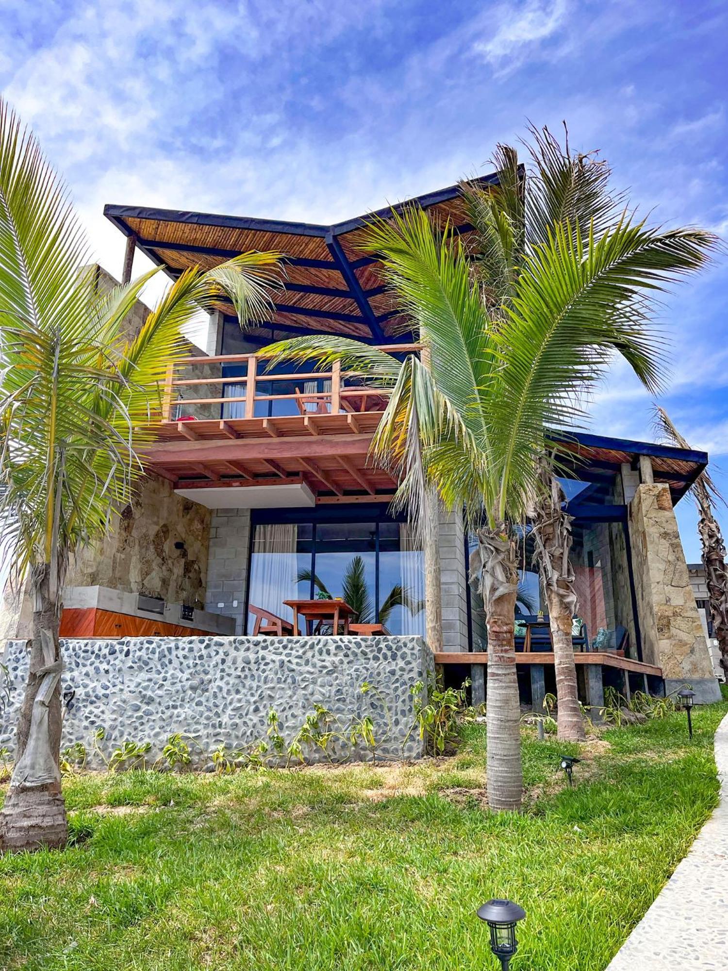 Diem Vichayito Beachfront Eco-Luxury Екстер'єр фото